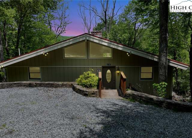Property at 216 Lake Rd + 2 Lots Rd, Beech Mountain, NC 28604, 5 beds, 4 baths