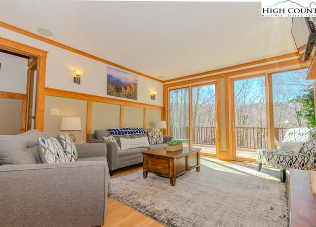 Property at 169 Hornbeam Rd, Beech Mountain, NC 28604, 4 beds, 3.5 baths