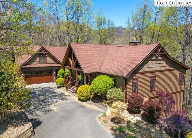 Property at 1293 Orchard Ln, Boone, NC 28607, 4 beds, 4 baths