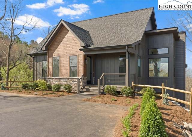 Property at 155 Van Gogh Dr, Blowing Rock, NC 28605, 3 beds, 4 baths