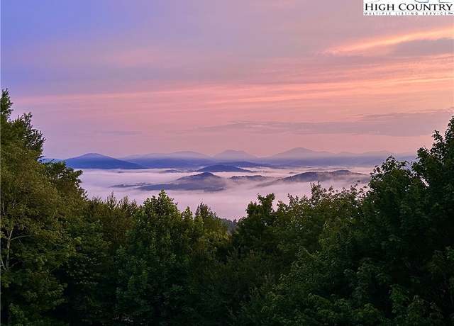 Property at 110 Sorrento Slopes Dr, Boone, NC 28607, 3 beds, 2.5 baths