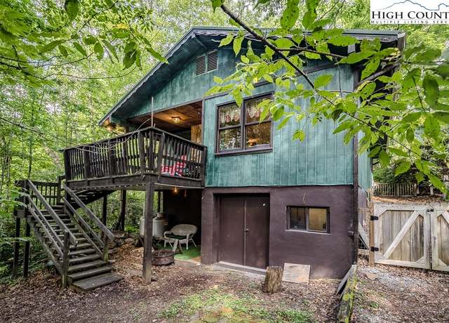 Property at 190 Spruce Pine Rd, Newland, NC 28657, 3 beds, 2.5 baths