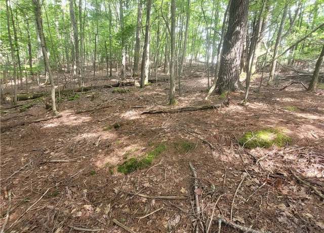 Property at 102 Oak Rd, Beech Mountain, NC 28604