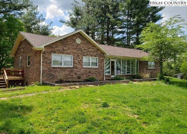 Property at 249 Hilltop Dr, Independence, VA 24348, 3 beds, 2 baths