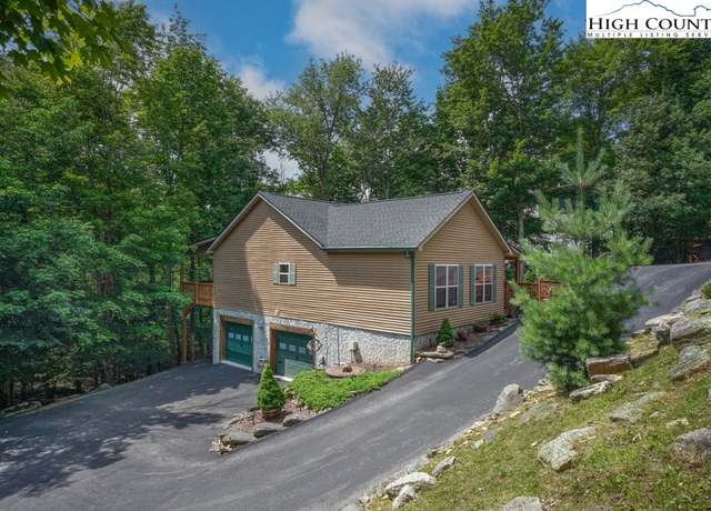 Property at 106 Hawthorne Rd, Beech Mountain, NC 28604, 3 beds, 2 baths