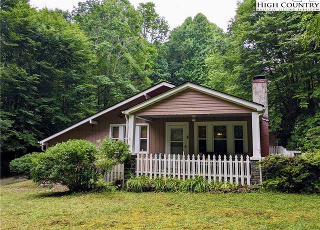 Property at 46 Tree Farm Rd, Little Switzerland, NC 28749, 2 beds, 2 baths