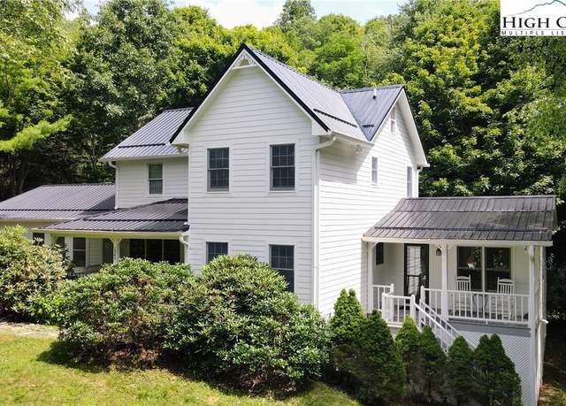 Property at 1349 Oliver Hill Rd, Banner Elk, NC 28604, 3 beds, 3.5 baths