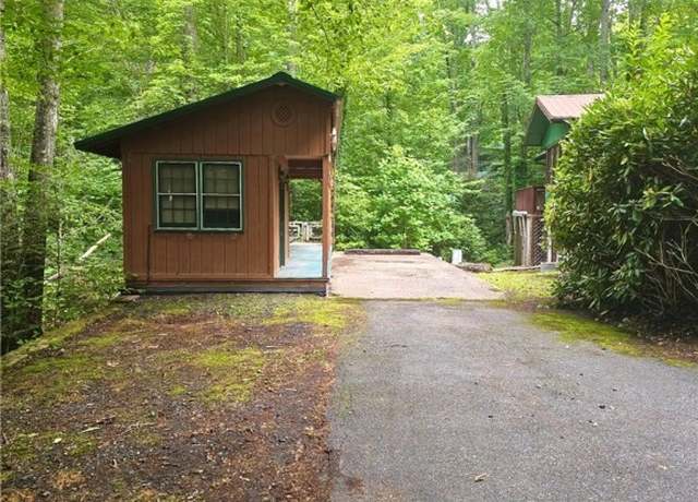 Property at 36 Sourwood Knl, Newland, NC 28657