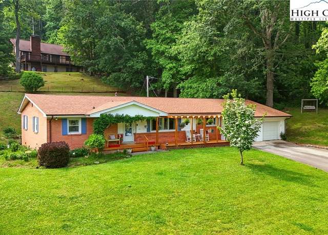 Property at 155 John Thomas Dr, Boone, NC 28607, 3 beds, 3 baths