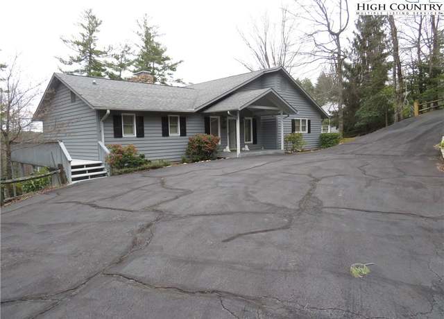 Property at 488 Meadow View Rd, Roaring Gap, NC 28668, 4 beds, 3 baths