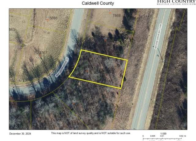 Property at 403 SE Huntington Woods St, Lenoir, NC 28645