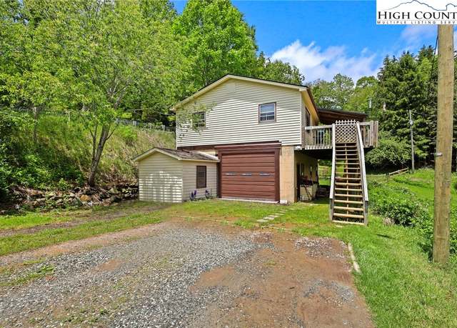 Property at 2009 Deck Hill Rd, Blowing Rock, NC 28605, 2 beds, 2 baths