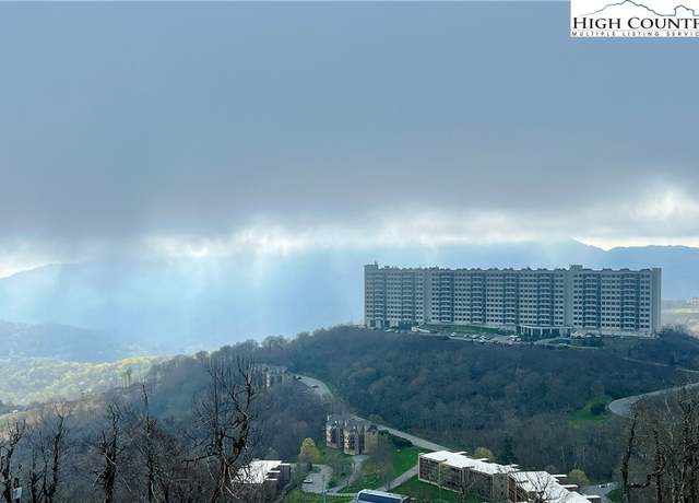 Property at 303 Sugar Top Dr #2511, Sugar Mountain, NC 28604, 2 beds, 2 baths