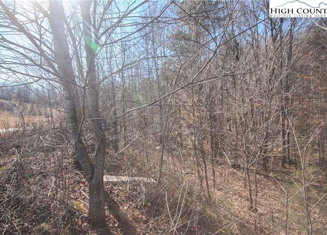 Property at 744 SE Chatsworth St, Lenoir, NC 28645