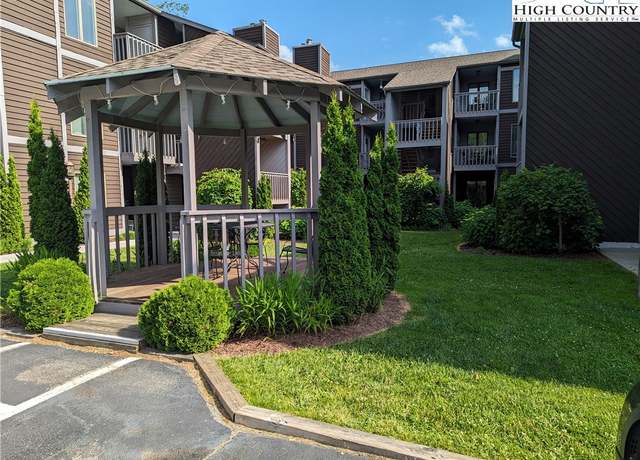 Property at 148 Royal Oaks #226, Blowing Rock, NC 28605, 2 beds, 2 baths
