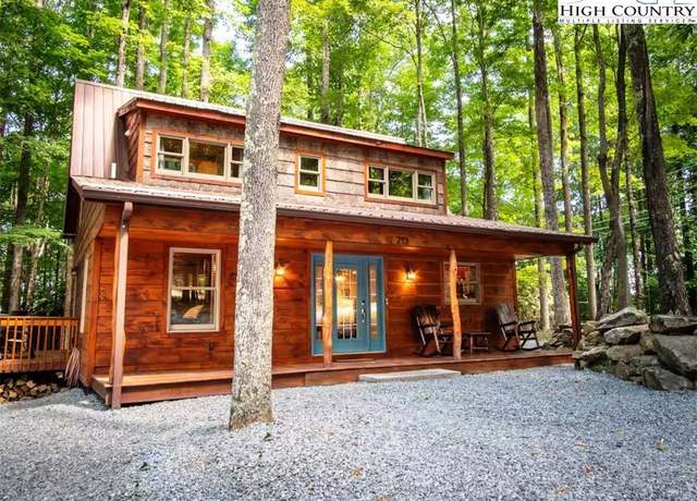 Property at 213 Rhododendren Dr, Beech Mountain, NC 28604, 3 beds, 2 baths