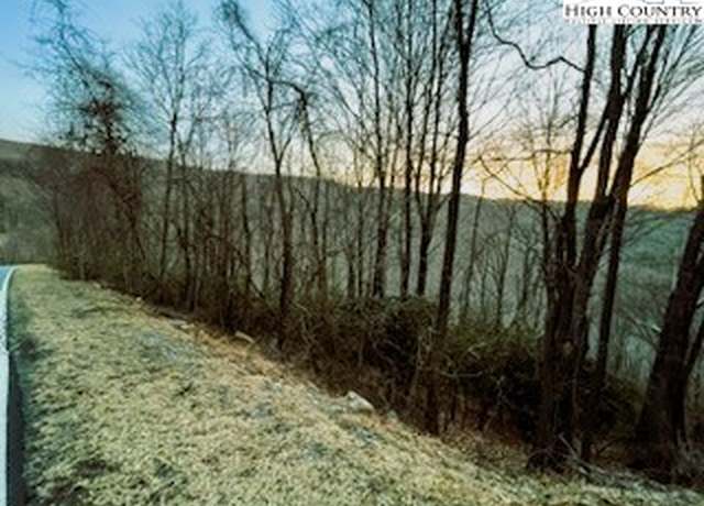 Property at 904 Pinnacle Ridge Rd, Beech Mountain, NC 28604