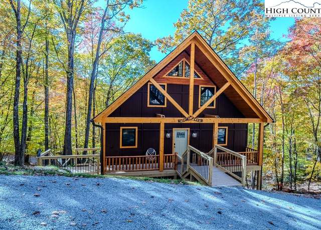 Property at 207 Jackpine Rd, Beech Mountain, NC 28604, 2 beds, 2.5 baths