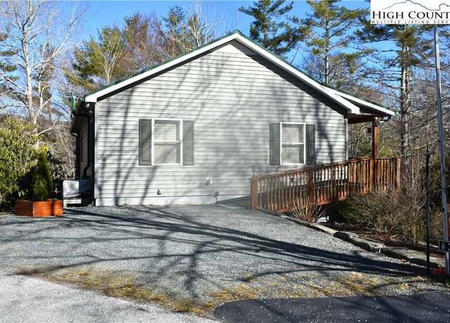 Property at 39 Laurel Ln, Newland, NC 28657, 3 beds, 2.5 baths