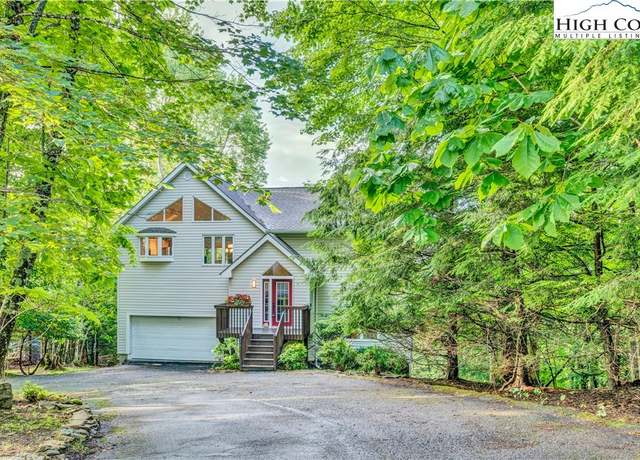 Property at 320 Pinnacle Ridge Rd, Beech Mountain, NC 28604, 3 beds, 2.5 baths