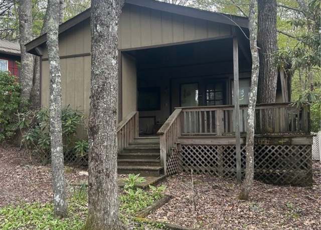 Property at 210 Laurel Ln, Newland, NC 28657, 1 bed, 2 baths