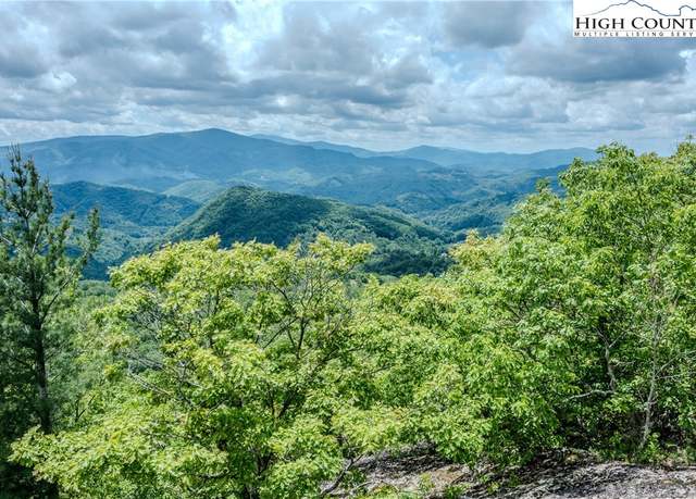 Property at 38 Smoke Rise Dr, Banner Elk, NC 28604