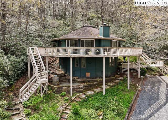 Property at 251 Mossy Crk, Sugar Mountain, NC 28604, 3 beds, 3 baths