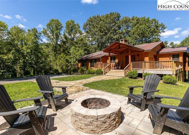 Property at 389 Auborn Trivette Rd, Sugar Grove, NC 28679, 3 beds, 3.5 baths