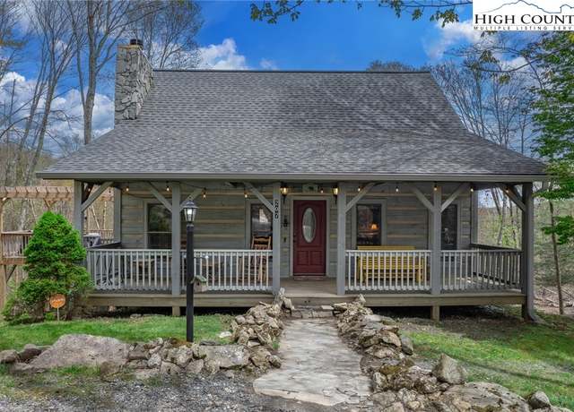 Property at 207 Lake Rd, Beech Mountain, NC 28604, 3 beds, 2 baths