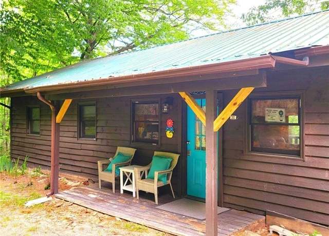 Property at 304 Mcguire Rd, Sugar Grove, NC 28679, 2 beds, 2 baths