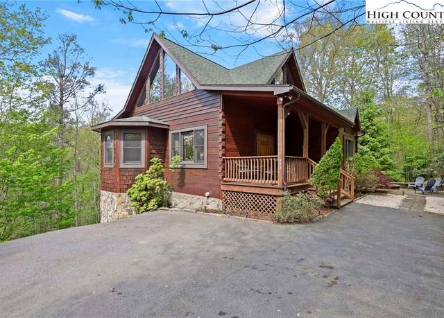 Property at 371 Flame Azalea Dr, Blowing Rock, NC 28605, 3 beds, 3.5 baths