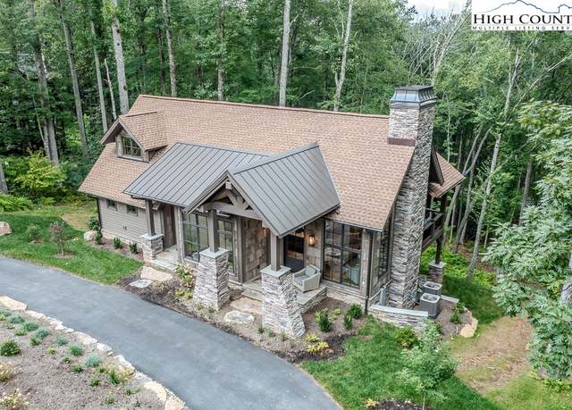Property at 929 Sweetgrass Dr, Blowing Rock, NC 28605, 3 beds, 2.5 baths
