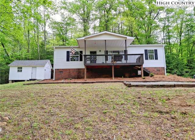 Property at 905 Lyons Rd, Roaring Gap, NC 28668, 3 beds, 2 baths