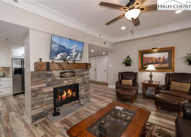 Property at 303 Sugar Top Dr #2003, Sugar Mountain, NC 28604, 2 beds, 2 baths