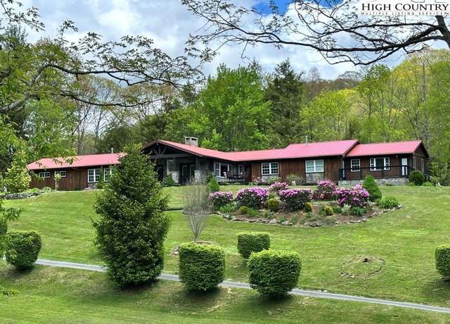 Property at 26 Deer Run Ln, Banner Elk, NC 28604, 4 beds, 3.5 baths
