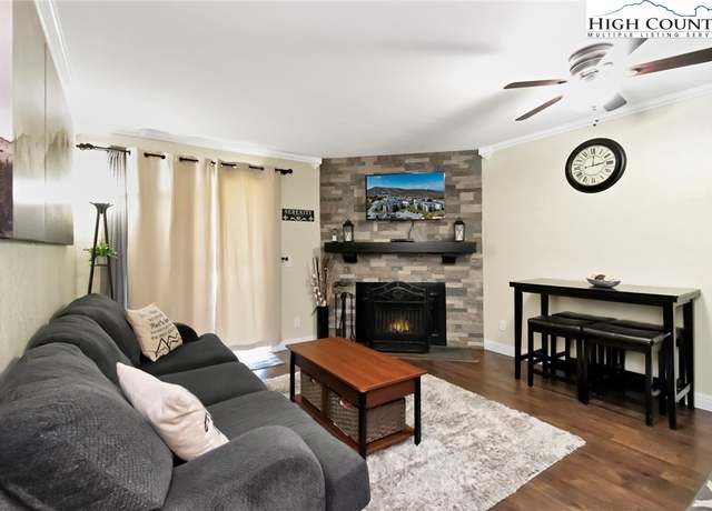 Property at 301 Pinnacle Inn Rd #3230, Beech Mountain, NC 28604, 1 bed, 1 bath
