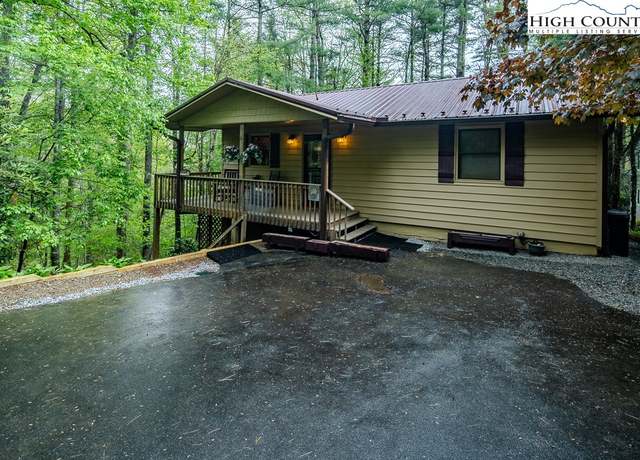 Property at 283 Spring Brook Rd, Newland, NC 28657, 3 beds, 2 baths