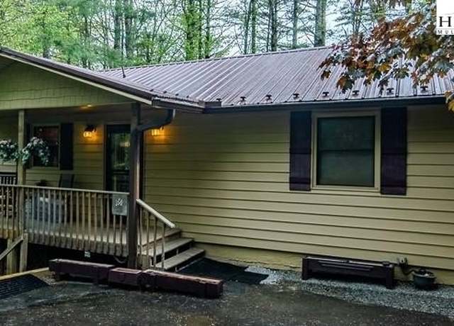 Property at 283 Spring Brook Rd, Newland, NC 28657, 3 beds, 2 baths