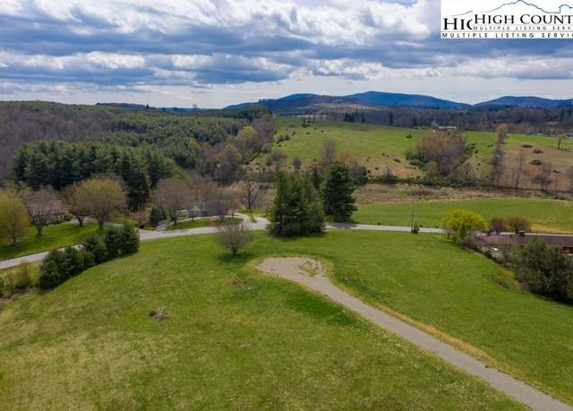 Property at 3 Autumn Glen Dr, Sparta, NC 28675