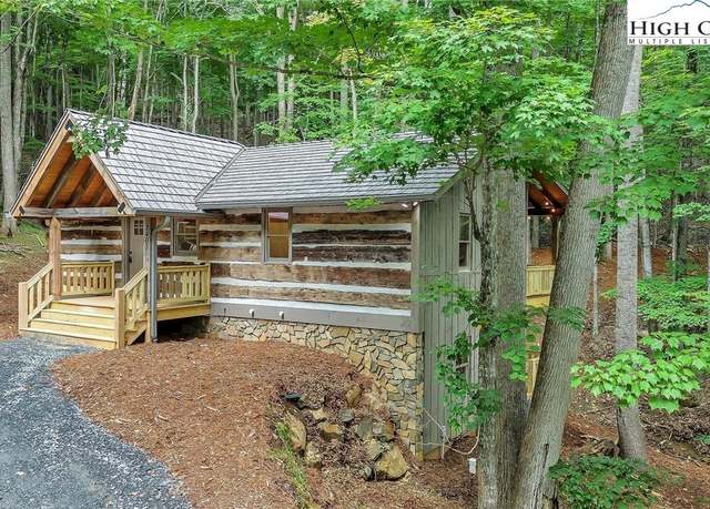 Property at 1403 Tomahawk Dr, Todd, NC 28684, 2 beds, 2 baths