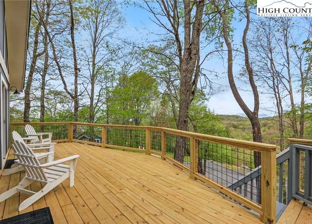Property at 101 Fawn Ln, Beech Mountain, NC 28604, 2 beds, 2 baths