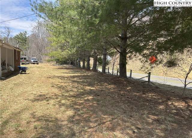Property at 3621 NC Highway 113 Hwy, Laurel Springs, NC 28644, 3 beds, 1 bath