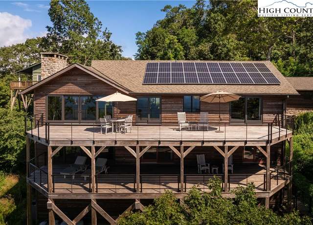 Property at 260 Beacon Hill Hl, Blowing Rock, NC 28605, 3 beds, 4 baths