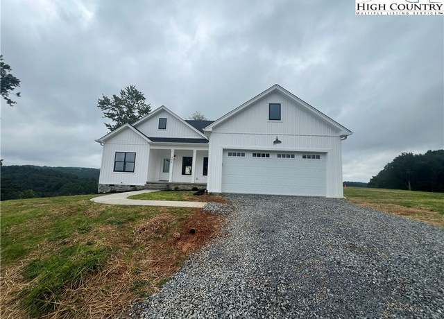 Property at 390 Turtle Rdg, Whitehead, NC 28675, 3 beds, 2 baths