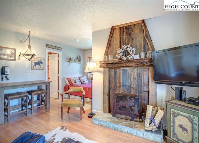Property at 301 Pinnacle Inn Rd #1301, Beech Mountain, NC 28604, 1 bath