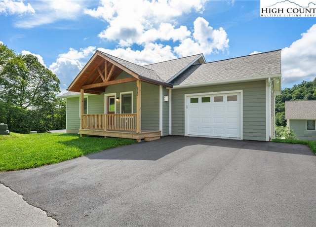Property at 208 Carson Ct #79, Boone, NC 28607, 2 beds, 2.5 baths