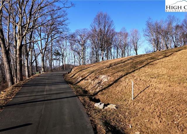 Property at Lot EC2 Eagle Crest Trl, Elk Park, NC 28604