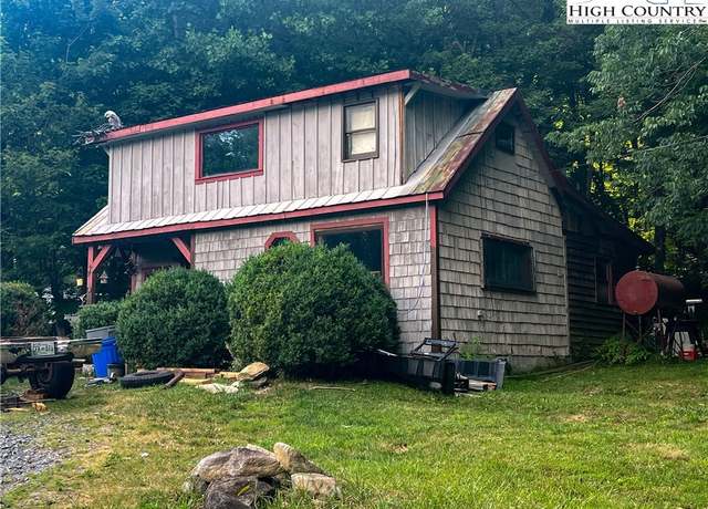 Property at 5539 NC 105 Hwy, Banner Elk, NC 28604, 2 beds, 1 bath