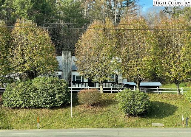 Property at 702 Pineola St, Newland, NC 28657, 5 beds, 2 baths
