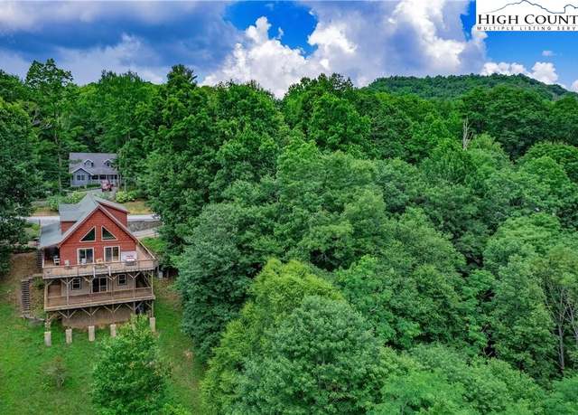 Property at 914 Balsam Dr, Newland, NC 28657, 3 beds, 3.5 baths